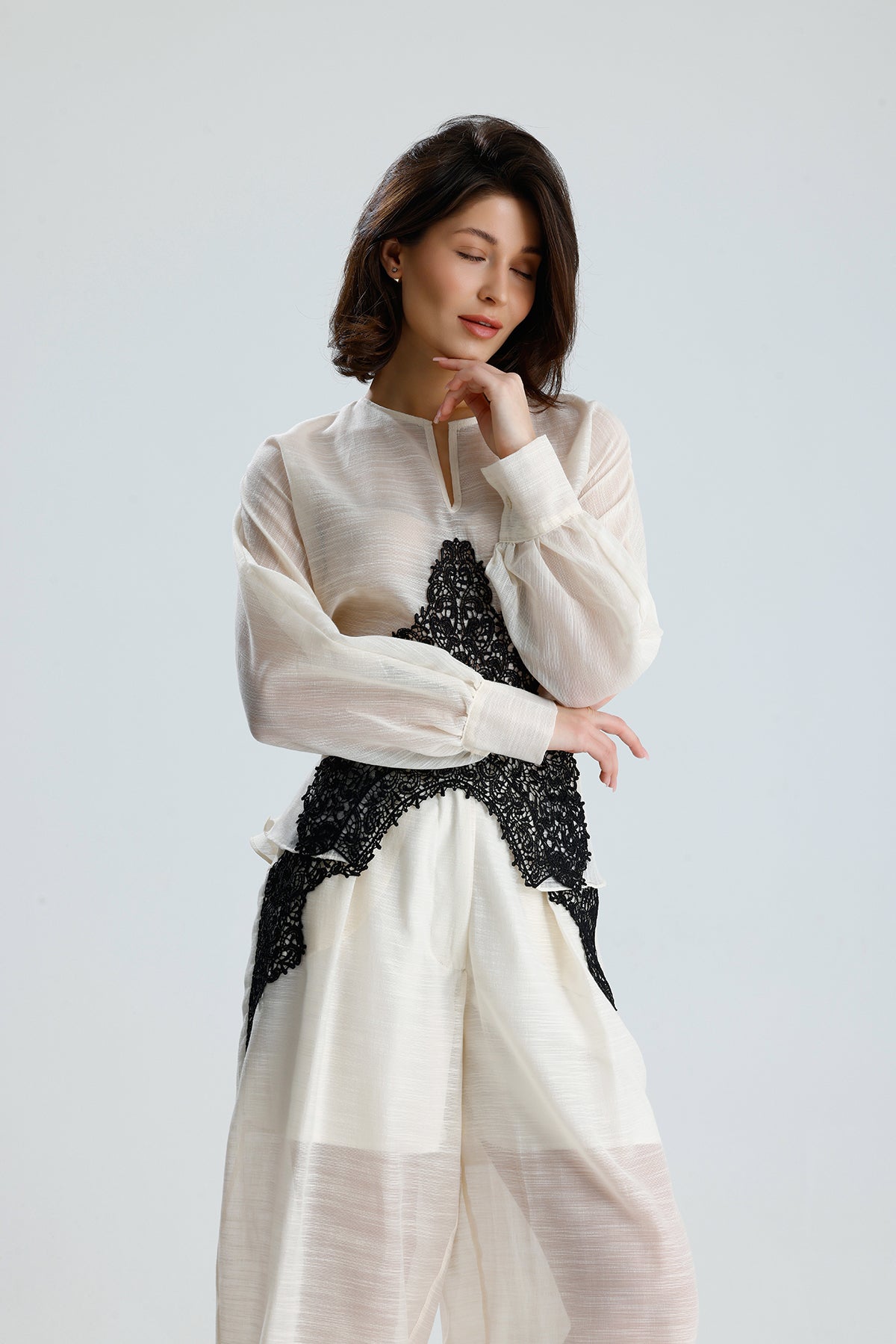 Ivory Lace Statement Set