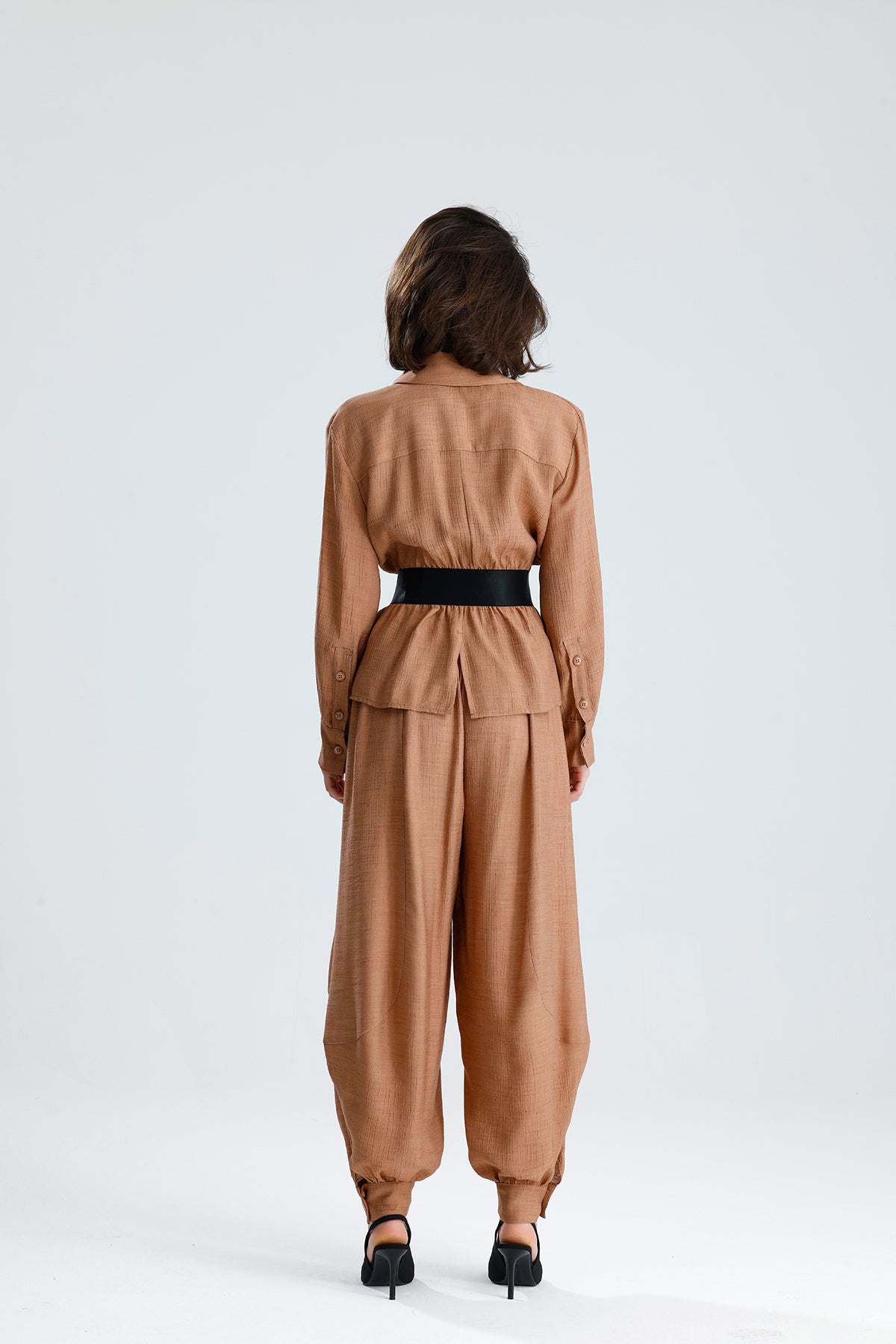 Warm Sand Utility Set